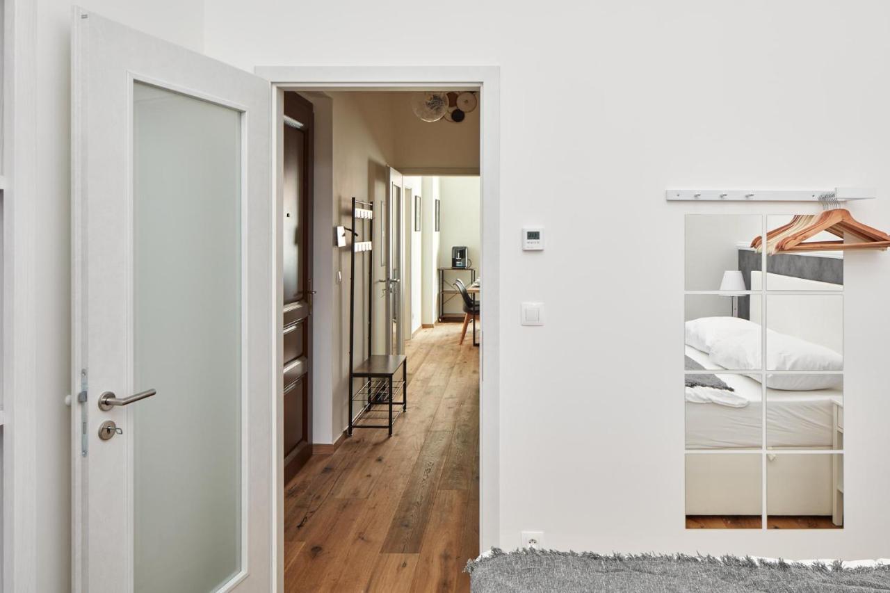 Prague Days - Stylish Apartment - Workspace Exterior foto